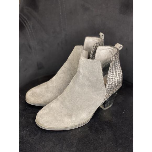 Minnetonka Slip On Ankle Boots Women 7 Western Suede Leather Gray - Picture 1 of 6